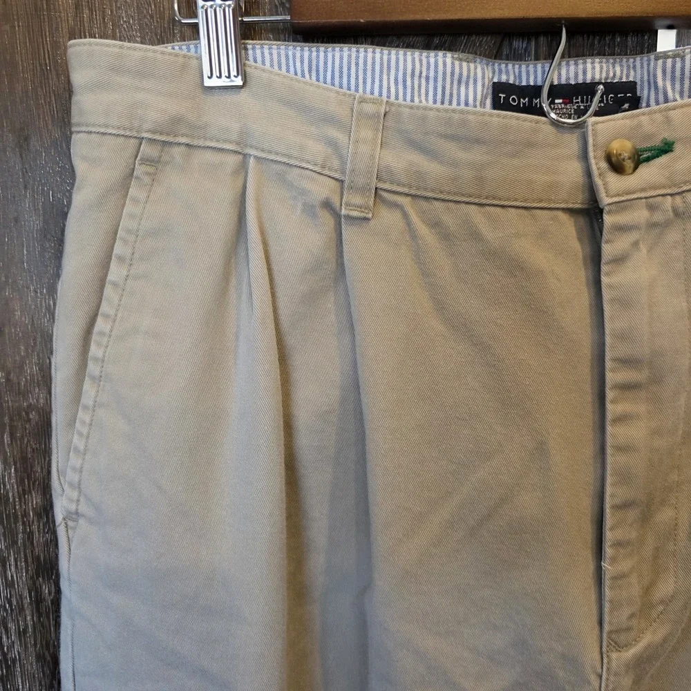 Tommy Hilfiger Pants Men's Size 36‎ x 32 Beige Pleated Straight Cuffed Vintage